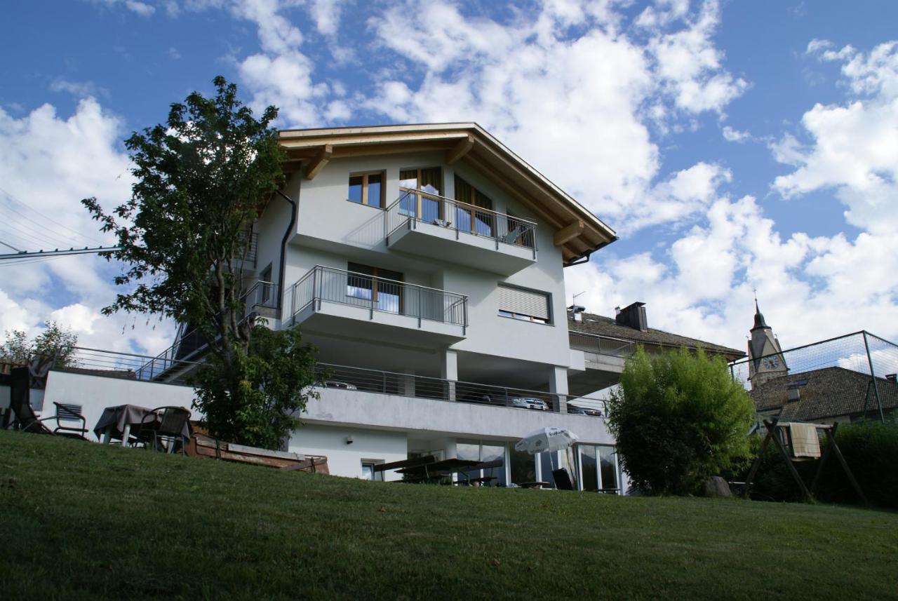 Hotel Zum Rossl Anterivo Exterior foto